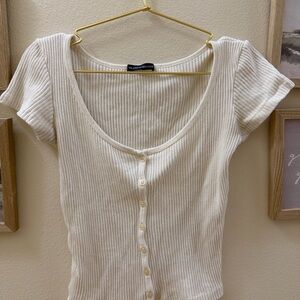 Brandy Melville Cream Ribbed Button Scoop Crop Top